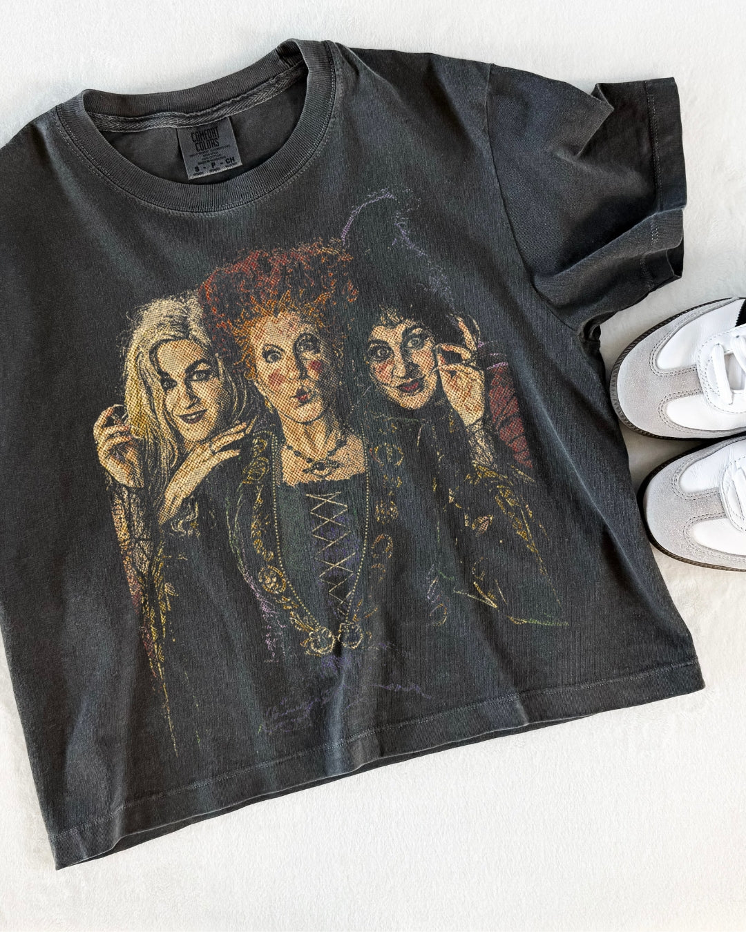 Hocus - boxy crop tee