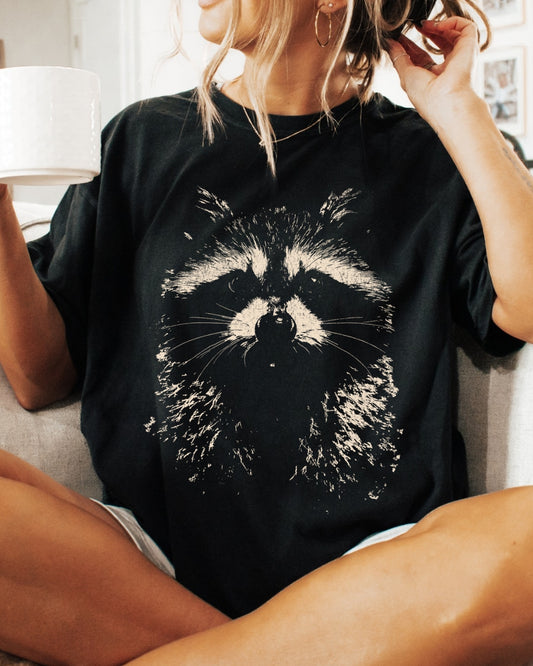 Raccoon - oversized tee
